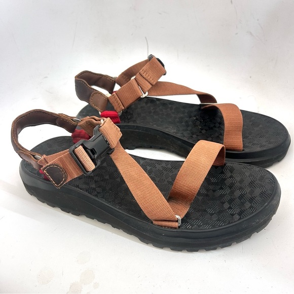 Danner Wallowa Nylon Sandal Men\'s Size 11  
Grizzly Brown Outdoor main image 10